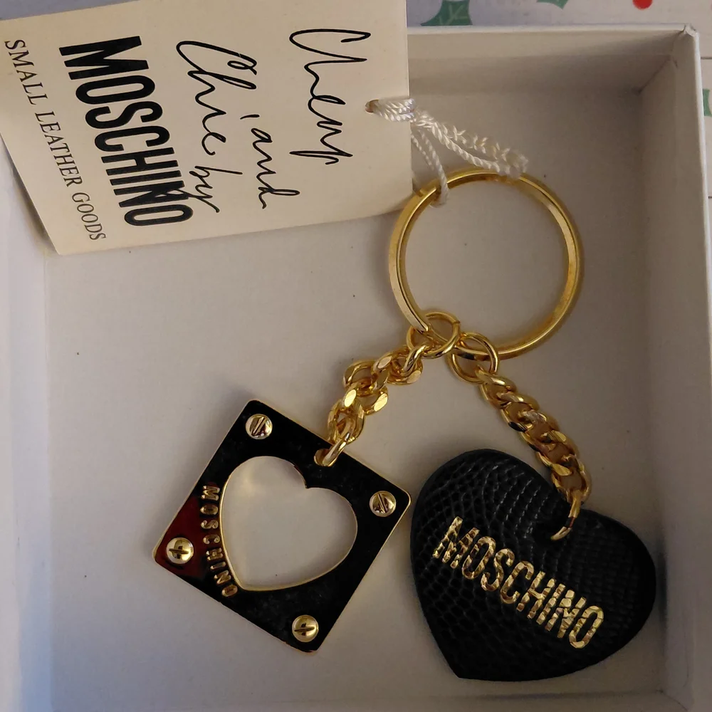 Moschino Black & Gold Heart Charm Keyring / Purse Charm - Picture 5 of 7